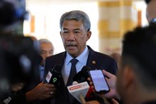 Foreign Minister Mohamad Hasan