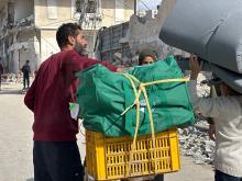 KSrelief Distributes 1,280 Shelter Bags in Gaza 