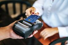 More Vietnamese people go cashless: Visa study