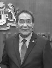 The President of the Malaysian Senate Mutang Tagal died at the National Heart Institute (IJN) here at 11.46 am today. He was 69.