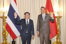 Vietnam's NA Chairman meets with Thai Prime Minister