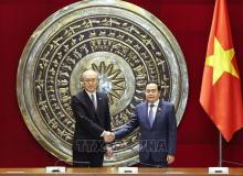 National Assembly (NA) Chairman Tran Thanh Man (right) and President and Chief Justice of the Supreme People's Court of China Zhang Jun (Photo: VNA)