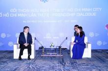 Deputy Minister of Foreign Affairs Nguyen Minh Hang (R) receives Vice Mayor of Chongqing Zheng Xiangdong in Ho Chi Minh City on September 24. (Photo: VNA)