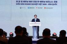 Vietnamese Prime Minister Pham Minh Chinh pledged at a working breakfast in Seoul on July 1 with leaders of some major businesses of the RoK (Photo: VNA)