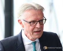 Michael Dyke, chief executive officer (CEO) of New Murabba Development Company speaks during a media event to promote Saudi Ariabia's urban development project in Seoul on June 30, 2025. (Yonhap)