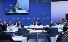 Prime Minister Pham Minh Chinh speaks at the session. (Photo: VNA)