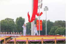 The flag-raising ceremony held to commemorate the 79th anniversary of Vietnam’s National Day (September 2, 1945 – 2024) at Ba Dinh Square in Hanoi (Photo: VNA)