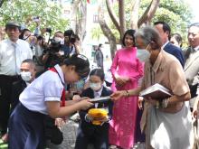 Thai Princess helps improve schoolchildren's lives in Vietnamese province