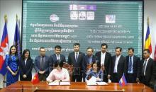 Vietnamese, Cambodian news agencies step up cooperation