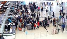 Air carriers are prepared for busy end-of-year holiday travel. (Photo: VNA)