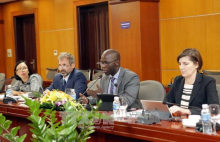 WB Director in Vietnam Ousmane Dione speaks in the launch of the Reports on the Observance of Standards and Codes in accounting and auditing in Hanoi on December 14. (Photo: VNA)