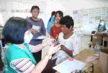 Vietnamese business offers health services to disadvantaged people in Cambodia