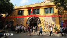 Hoa Lo prison, the “red address” to educate the younger generations on patriotism and the nation’s noble revolutionary tradition has surged in popularity. (Photo: VNA)