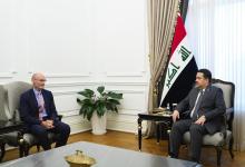PM, Mohammed Shia al-Sudani (right), British Ambassador to Iraq, Stephen Hitchcock (left)
