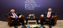FM, Fuad Hussein (left), Venezuelan FM, Ivan Gil Pinto (right)