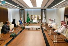 KSrelief General Supervisor Meets UNHCR Regional Representative to the GCC
