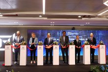 Delegates cut the ribbon to inaugurate Marvell’s new office at Etown 6 in Ho Chi Minh City. (Photo: VNA)