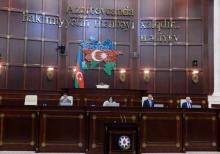 Azerbaijan parliament appoints Fikret Mammadov as judge to Constitutional Court