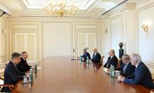 President Ilham Aliyev received Saint Petersburg Governor 