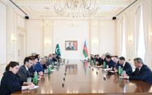 President of Azerbaijan Ilham Aliyev held expanded meeting with Prime Minister of Pakistan