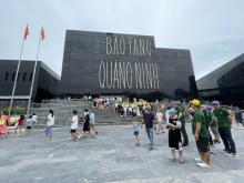 Vietnam meets 2023 target of foreign visitors