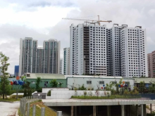 The real estate sector has been bustling with a series of positive signs. (Photo: VNA)