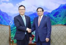 Vietnamese PM hosts new ambassadors of RoK, Laos