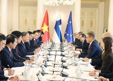 At the talks between General Secretary of the Communist Party of Vietnam (CPV) Central Committee To Lam and Finnish President Alexander Stubb. (Photo: VNA)