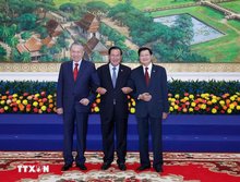 General Secretary of the Communist Party of Việt Nam (CPV) To Lam (left), President of the Cambodian People’s Party (CPP) Hun Sen (right), and General Secretary of the Lao People’s Revolutionary Party (LPRP) Thongloun Sisoulith at the high-level meeting in Phnom Penh (Photo: VNA)