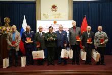 Vietnam’s defence ministry honours Russian veterans