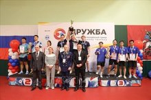 Vietnamese students enhance international exchange through sports
