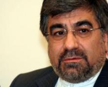 Iranian-Kuwaiti officials hold talks
