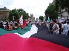 Calls for Israel boycott as thousands march in London