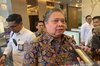 Coordinating Minister for Economic Affairs Airlangga Hartarto speaks to reporters at his office in Jakarta on Monday (July 27, 2026).